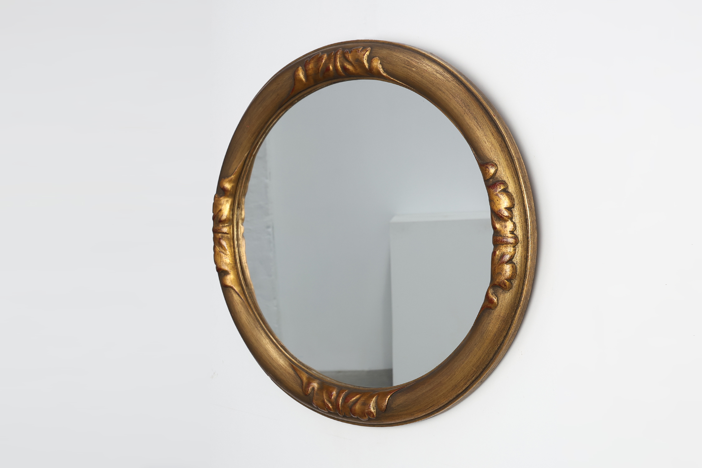 Art Deco oval gilt oak mirror, Belgium 1920sthumbnail